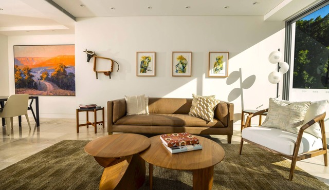 Grand Double Bay Penthouse with Stunning Terrace & Pool