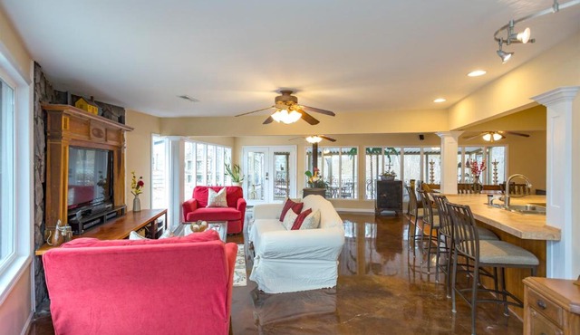 Grand Dream Vacation Home in Nashville 7+ beds!