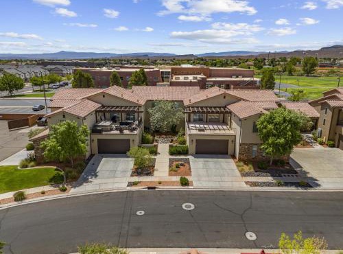 Grand Elite Retreat home