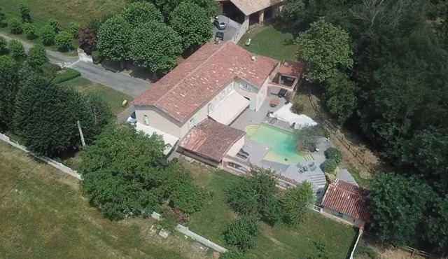 Grand Gîte 15 Personnes - Pyrénées