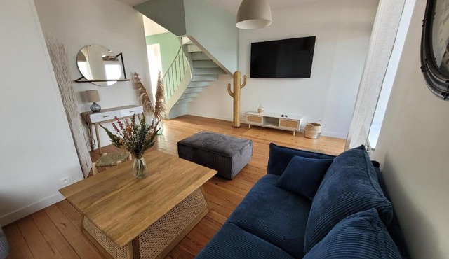 Grand gîte citadin avec SPA, billard, babyfoot