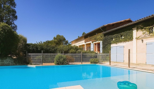 Grand Gîte De Gascogne: Private Pool, Shared Terrace & Wi-Fi