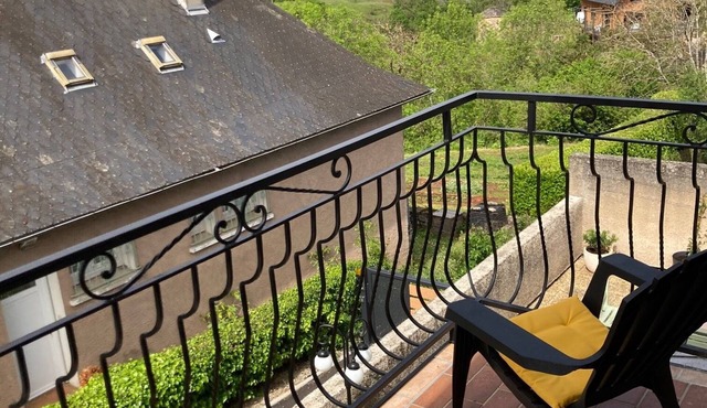 Grand Gîte Entièrement Rénové au Cœur de Bozouls