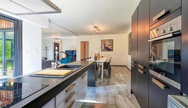 Grand gîte moderne à Marcq-en-Barœul, proche Lille, jardin, animaux acceptés - FR-1-510-227