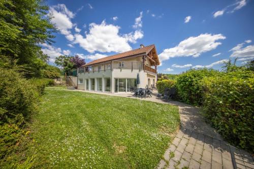 Grand Gîte Nature à Jezainville - Clim, Jardin Privé & Terrasse - 7 lits