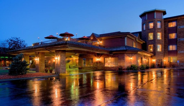 Grand Gateway Hotel