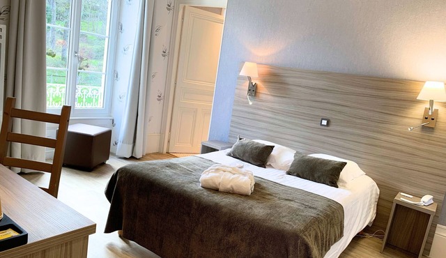 Grand Hôtel de Bourbon-Lancy - Logis - Restaurant et Spa