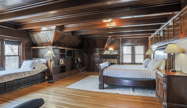 Grand & Historic Offutt Manor near Joslyn Castle