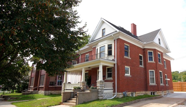 Grand home near attractions.