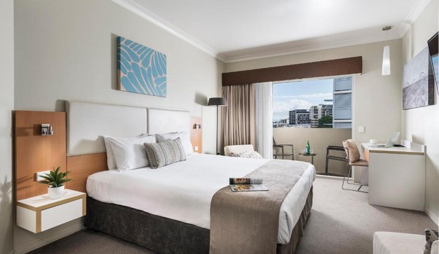 Grand Hotel and Apartments Townsville