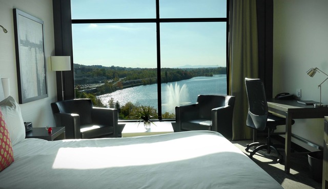 Grand Hotel Times Sherbrooke