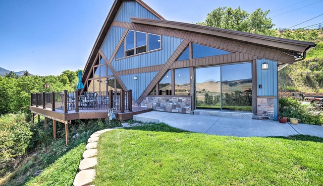 Grand Idaho Cabin < 1 Mi to Lava Hot Springs!