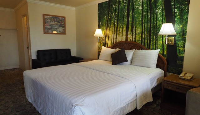 Grand Inn