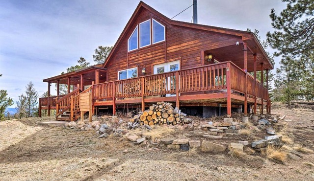 Grand Jefferson Home with Stunning Mtn Views!