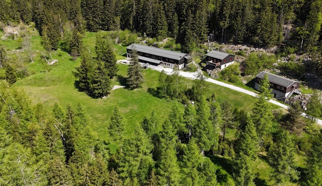 Grand Lodge 54 places