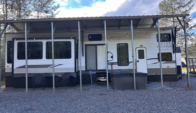 Grand Lodge Along Best Elk Viewing Road