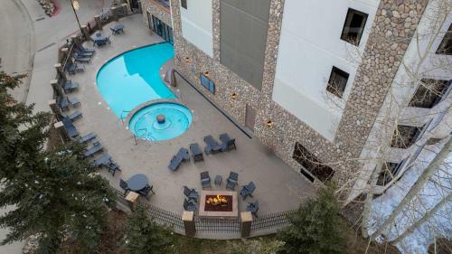 Grand Lodge Studio Pool Hot Tub Pets Skiing