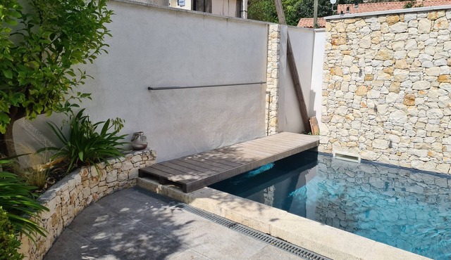 Grand Loft Moderne Avec Piscine aux Portes des Cévennes !