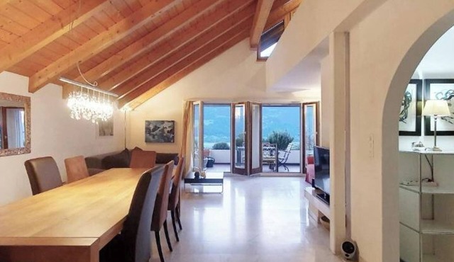 Grand Maisonette-Attica, Jenins, Top of Heidiland