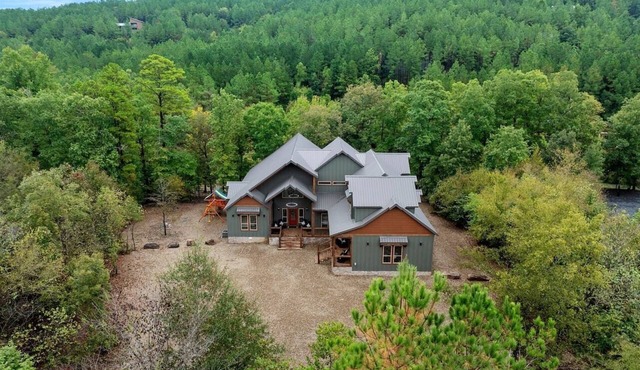 Grand Marquee|Sleeps 30|Creekside|Game Room