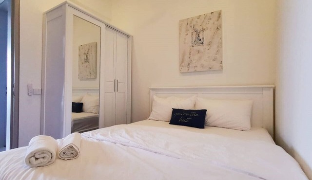 Grand Medini Legoland (6pax) WIFI @ JB City Home