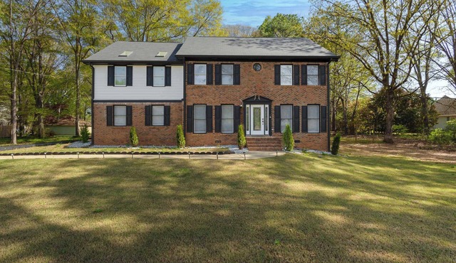 Grand Modern Home On 1Acre Land w/Firepit & Grill