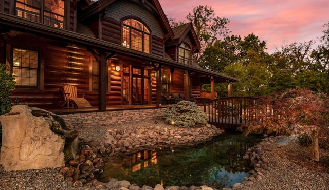 Grand Mountain Getaway Home