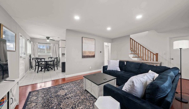Grand North Retreat – 4BDR Stay