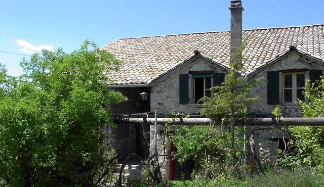 Grand Old House, quiet, space, countryside, nature