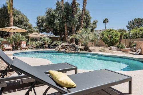 Grand Palms - Luxury Scottsdale Estate w Pool