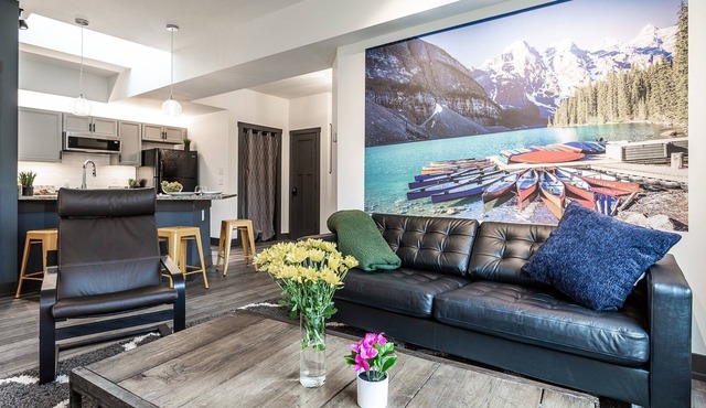 Grand Park Modern Cubby 2BR/3BED/1BA Cozy Getaway NO CLEANING FEE