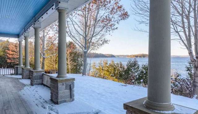 Grand, peaceful 4bed Home on the Bay of Fundy with magical views every evening.