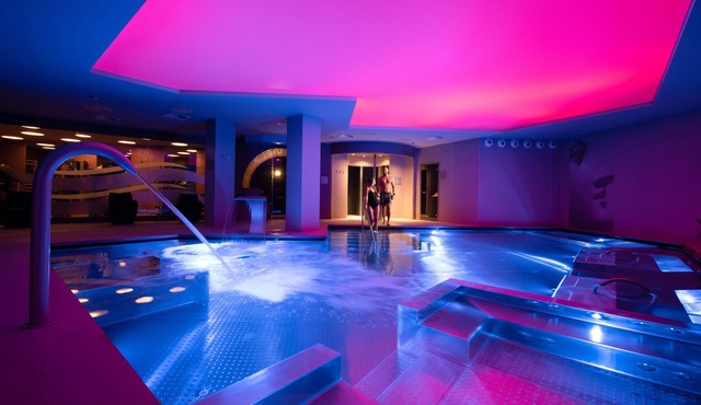 Grand Plaza Hotel & Wellness