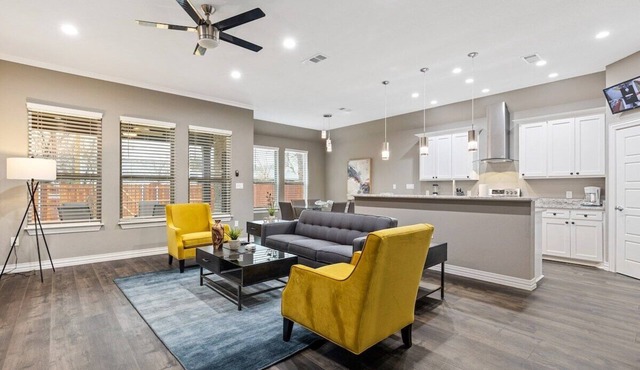 Grand Prairie Getaway- Spacious 4-Bedroom Comfort