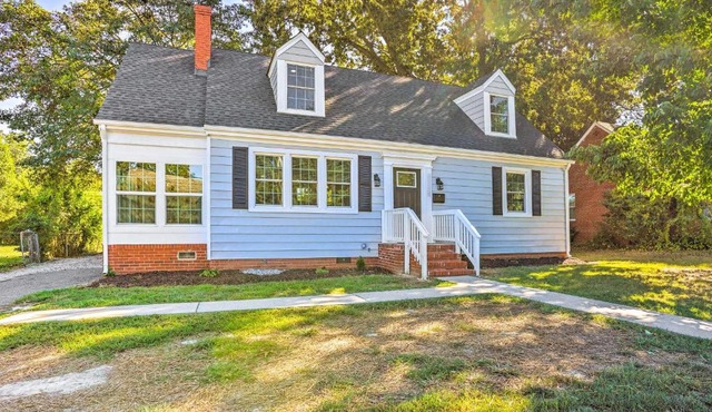 Grand Richmond Home with Great Location and Views