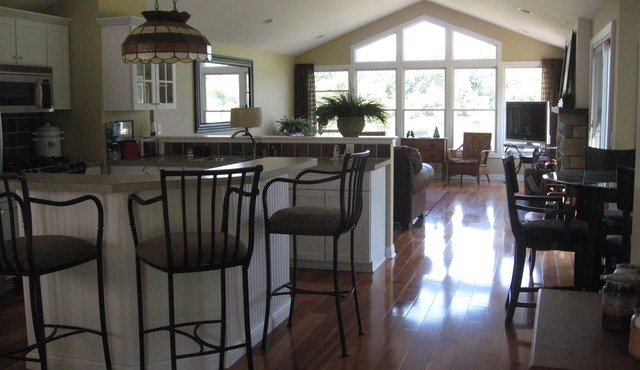 Grand River Retreat with Boat Dock