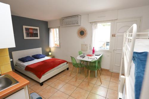 Grand studio 3 50m de la plage