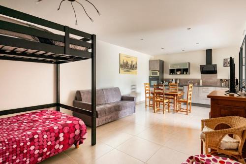 Grand studio au cœur du vignoble, Leynes