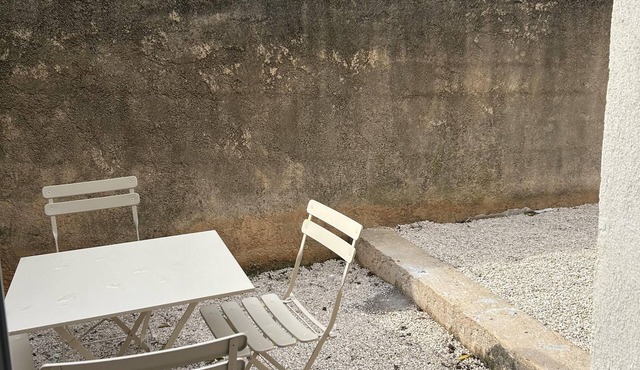 Grand Studio au Calme et à Proximité de Tout