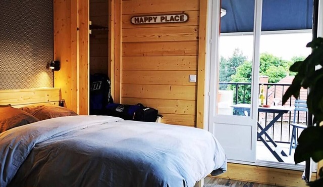 Grand studio et terrasse vue montagne au dernier étage à Grenoble