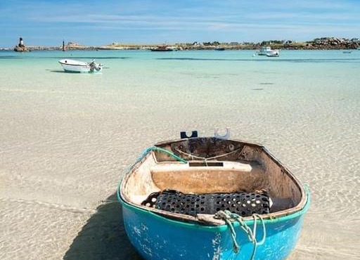 Grand Studio Moderne Calme au TREZ Vue Mer, Wifi, Parking, classé 3 étoiles