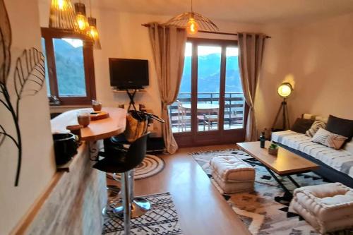 Grand studio refait à neuf