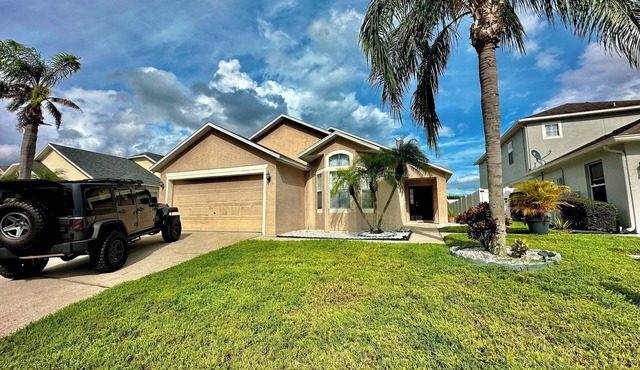 Grand Superior Westbury 4BR House near Disney