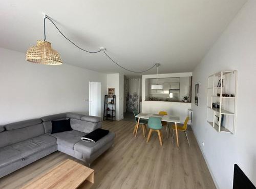 Grand T2 cosy à deux pas de Bordeaux, Arkea Arena, Netflix, Wifi, Nespresso