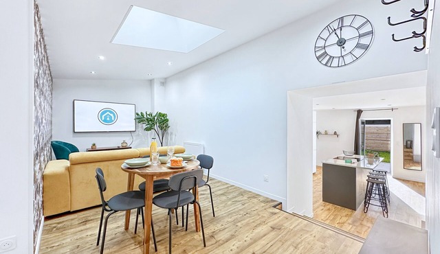 Grand T2 récent avec jardin et parking *Ker Prat*