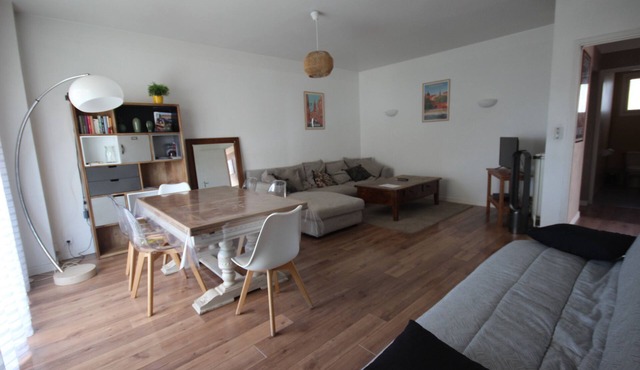 Grand T3 de 90 m² Proche Centre à 5 min du Métro