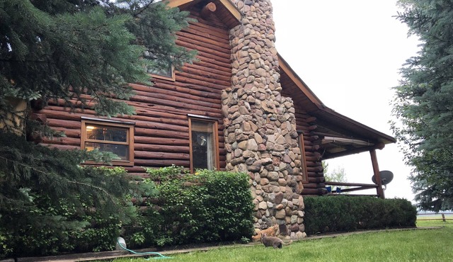 Grand Teton View Rustic Cabin in the Woods