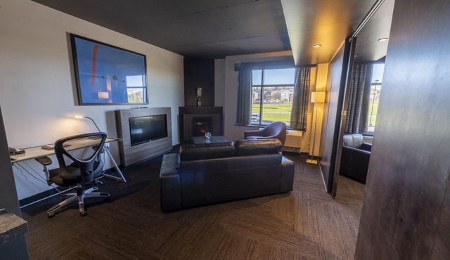 Grand Times Hotel Quebec City Airport