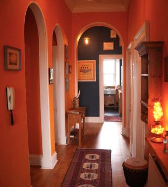 Grand top floor apartment in the Royal Bank House