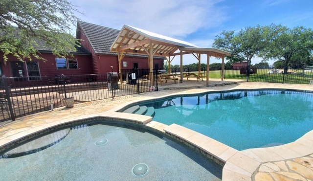 Grand View Escape-360 Degrees of AMAZING VIEW! Pool, Hot Tub, Game Room